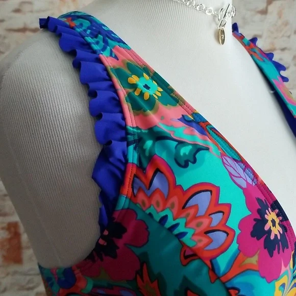 New Skinny Dippers Tapestry Swimsuit by Miraclesuit One Pieces